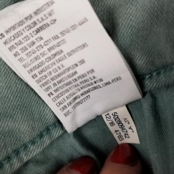 American Eagle| light blue midi shorts size 4 - Picture 3 of 6